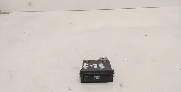 BMW 7 E38 Parking (PDC) sensor switch 8352253 03052200 6131