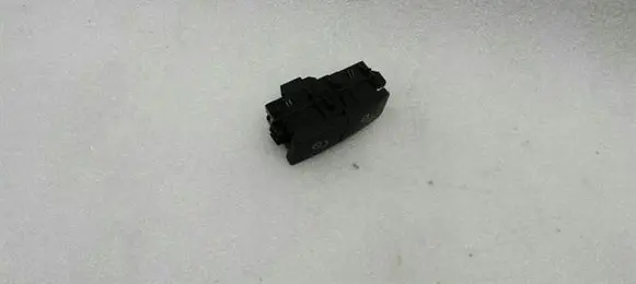 Mercedes-Benz E W212 Central locking switch button A2048706310