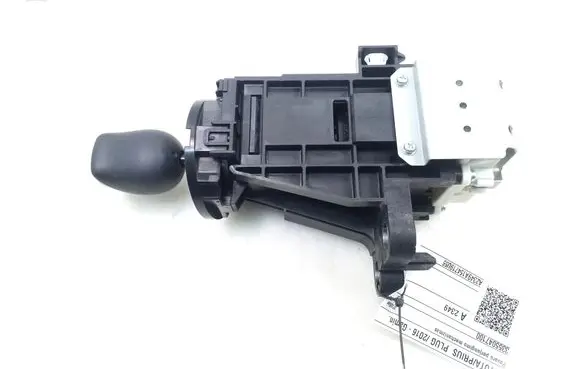 Toyota Prius Prime Gear shifter/selector 3355047100