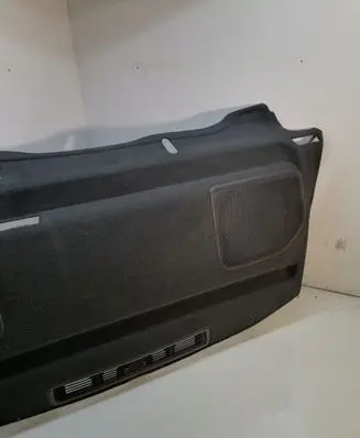Parcel shelf