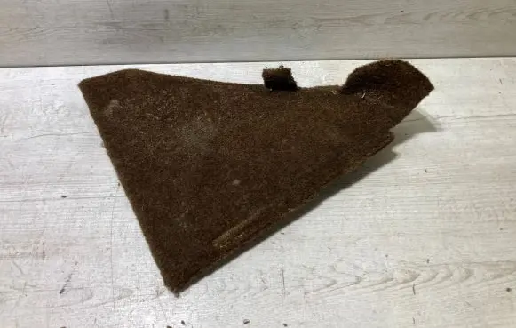Bentley Mulsanne (B) pillar trim (bottom)