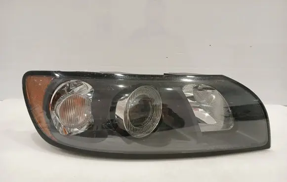 Volvo V50 Headlight/headlamp 30698874 0301198202