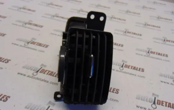 Toyota Corolla Verso AR10 Dashboard side air vent grill/cover trim 5565064010