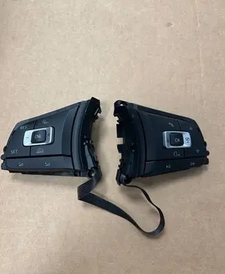Volkswagen Golf VII Steering wheel buttons/switches 5G0959442M