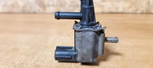 Mazda 6 Turbo solenoid valve K5t48279