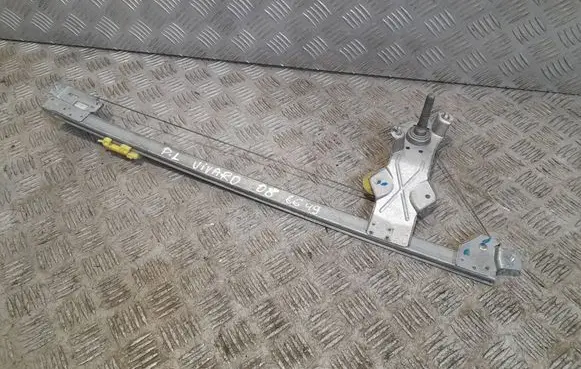 Opel Vivaro Front door manual window regulator 