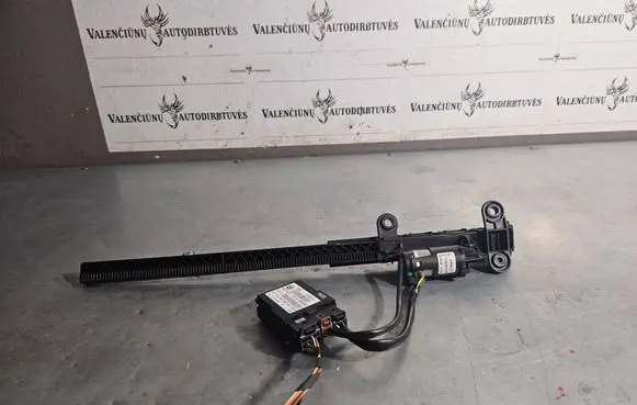 BMW 3 E92 E93 Seat belt adjustment motor 983394101 91234 7149308
