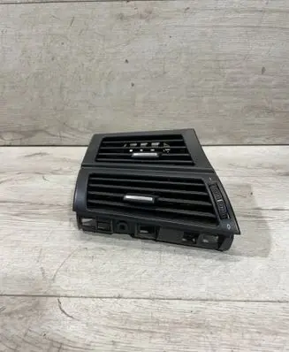 BMW X5 E70 Dashboard side air vent grill/cover trim 7161803 773201 0117784