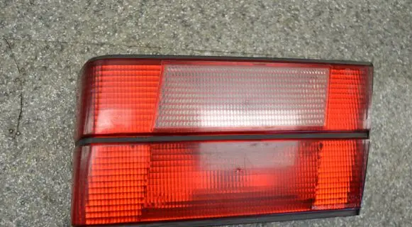 BMW 5 E34 Tailgate rear/tail lights 83515620