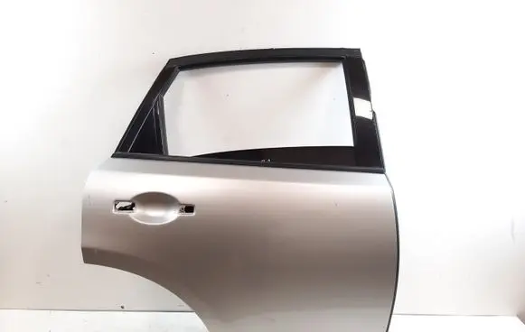 Infiniti FX Rear door