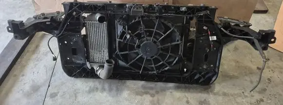 Hyundai ix35 Radiator support slam panel