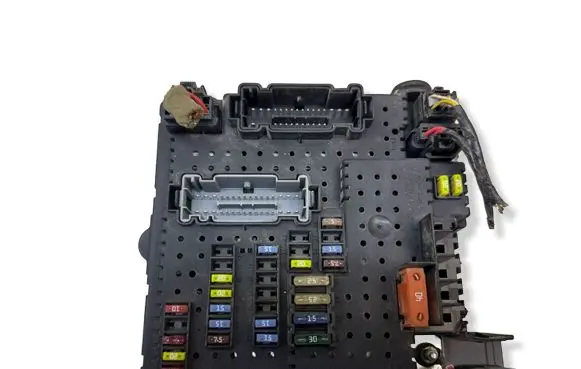 Volvo V70 Fuse module 30728512