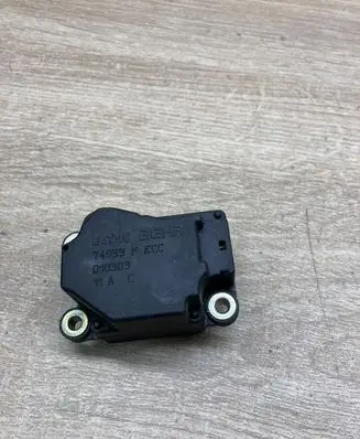 Volvo S80 Air flap motor/actuator 74933F