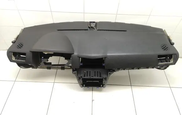 Opel Astra H Dashboard 13124852 331985437