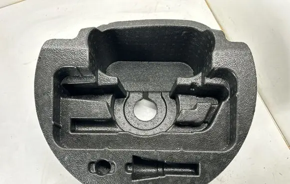 Maserati Ghibli Tool box 670004535