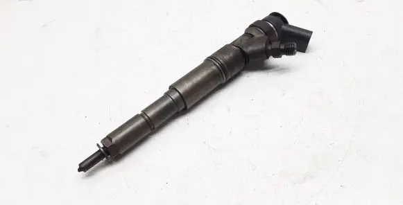 BMW X5 E53 Fuel injector 0445110131 7789661