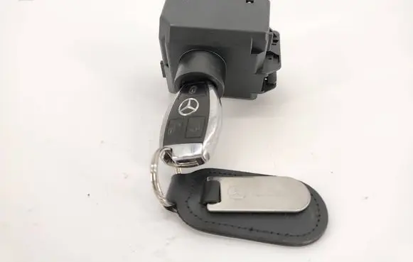 Mercedes-Benz ML W166 Ignition lock A1669055100 06696323 8066963231406113