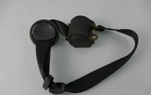 Audi A8 S8 D2 4D Rear seatbelt 4D0857709