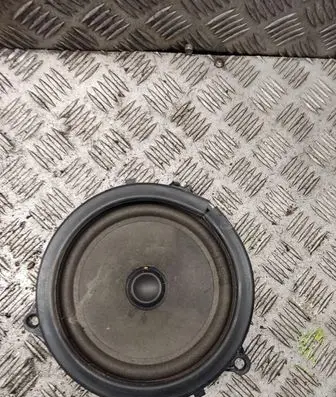 Volvo V70 Front door speaker 9472003