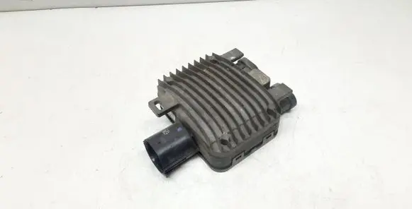 Volvo V60 Coolant fan relay 940013801