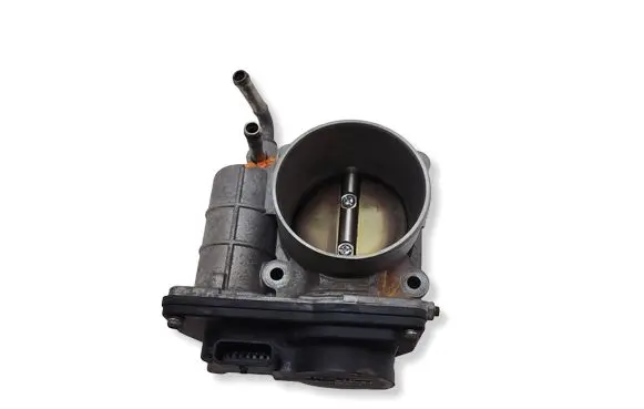 Nissan Qashqai Throttle valve 