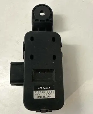 Jaguar XJ X351 Air quality sensor 0136500040