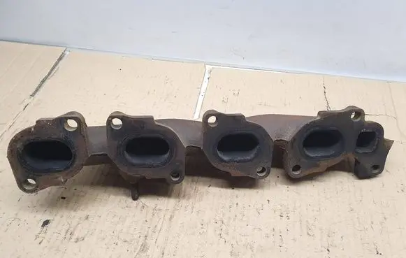 Opel Insignia A Exhaust manifold 428702815
