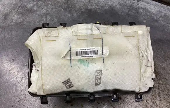 Jeep Grand Cherokee (WK) Passenger airbag P55117000AF TMNM1745K0299