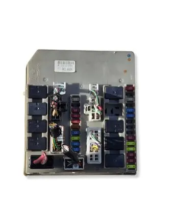 Renault Clio III Fuse module 902663A