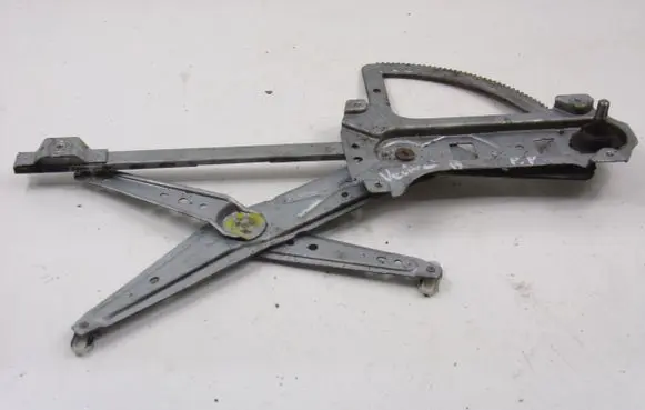 Opel Vectra B Front door manual window regulator 90464334