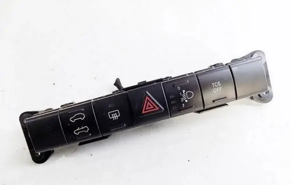 Chrysler PT Cruiser A set of switches 