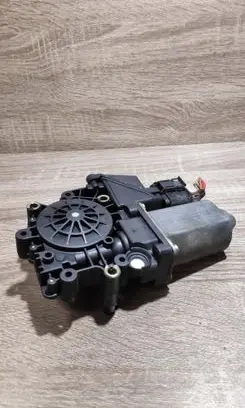 Audi A6 S6 C5 4B Front door window regulator motor 4B0959802E