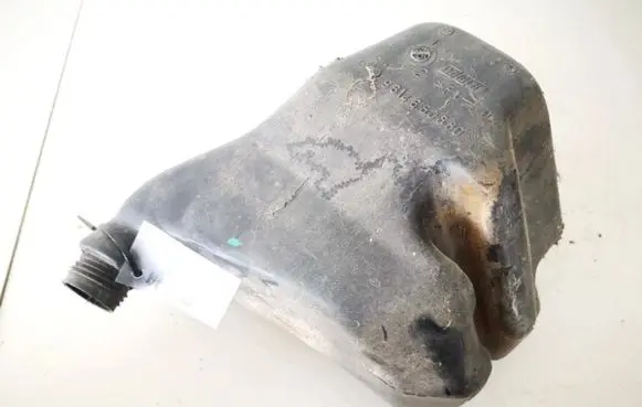 Citroen Berlingo Windshield washer fluid reservoir/tank 9614650880