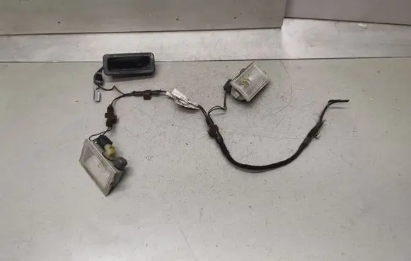 Land Rover Range Rover Sport L320 Number plate light 5H3214B562VA YUZ500020 YUZ500030