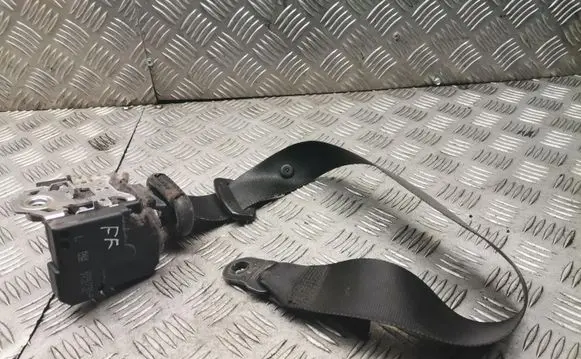 Ford Focus Front seatbelt 4m51a61295al