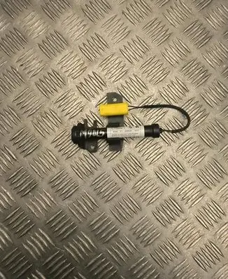 BMW 5 G30 G31 G38 Pedestrian airbag D80939R