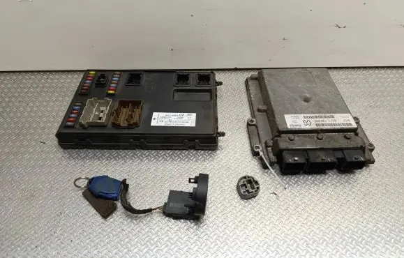Ford Transit Engine ECU kit and lock set 8C1112A650 8c1t14A073cf 6c1T15607Ac
