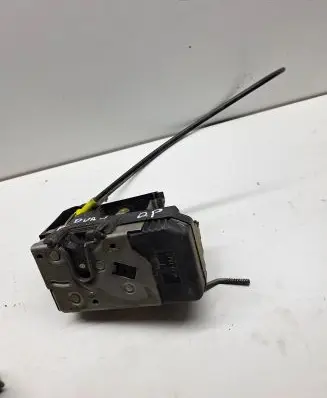 Renault Trafic II (X83) Front door lock 91166234