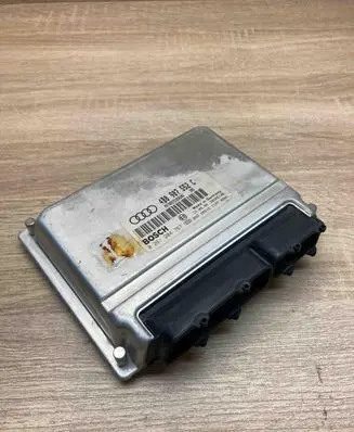 Audi A6 S6 C5 4B Engine control unit/module ECU 4B0907552C 0261204767 D03