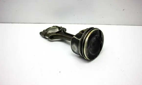 Audi Q3 8U Piston 082261R 1295