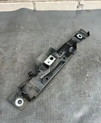 Volvo S90, V90 Fender end trim 
