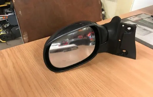 Peugeot 1007 Front door electric wing mirror