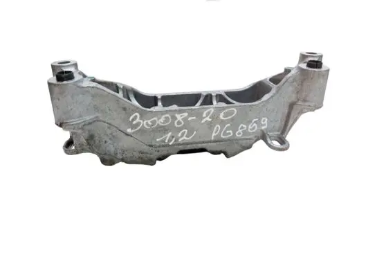Peugeot 3008 II Engine mounting bracket 9674960380