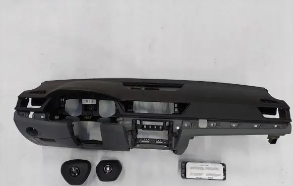 Skoda Superb B5 (3U) Dashboard 