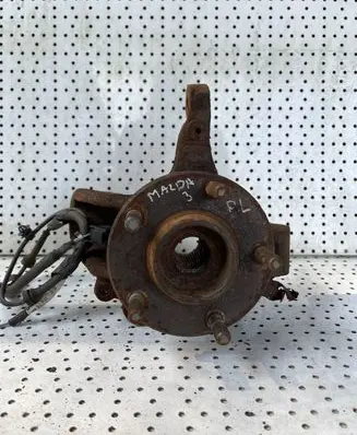 Mazda 3 I Front wheel hub spindle knuckle