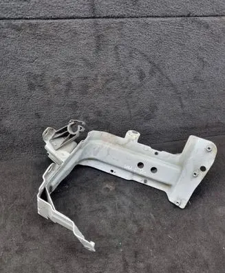 Audi Q7 4M Fender mounting bracket 4M0821131C 4H0821137B 4M0821161B