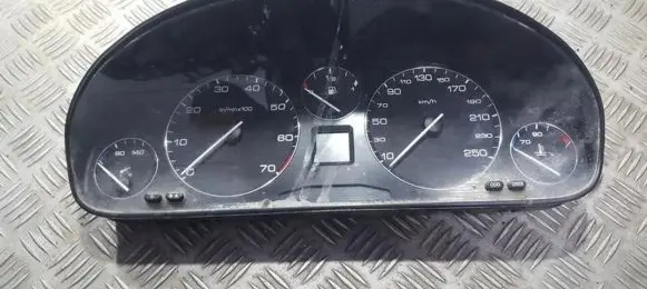 Peugeot 607 Speedometer (instrument cluster) 9629698280