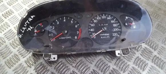 Hyundai Lantra II Speedometer (instrument cluster) 78804070 7880-4070
