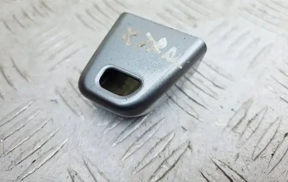 Nissan X-Trail T31 Headlight washer spray nozzle cap/cover