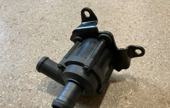 Audi Q7 4L Electric auxiliary coolant/water pump 059121012A